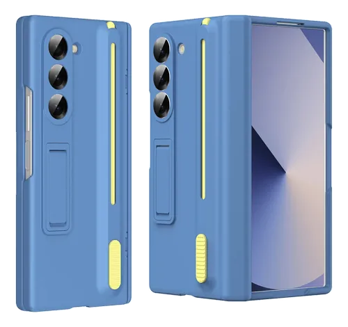 Capas azuis para Galaxy Z Fold 7 com S Pen, duas vistas sobre fundo branco.